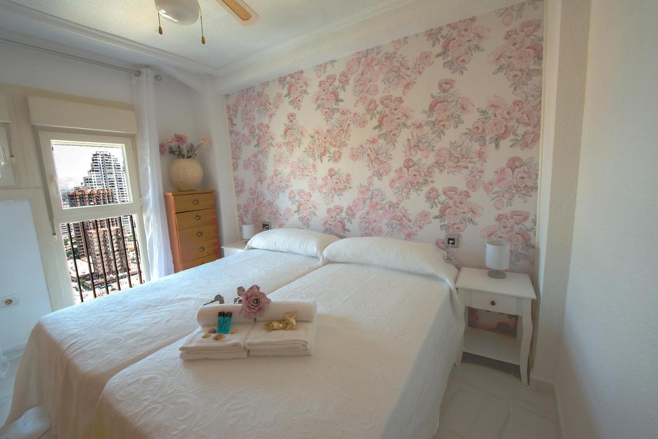 Las Damas Premium 23F Beach Front - Pool & Parking Benidorm Extérieur photo